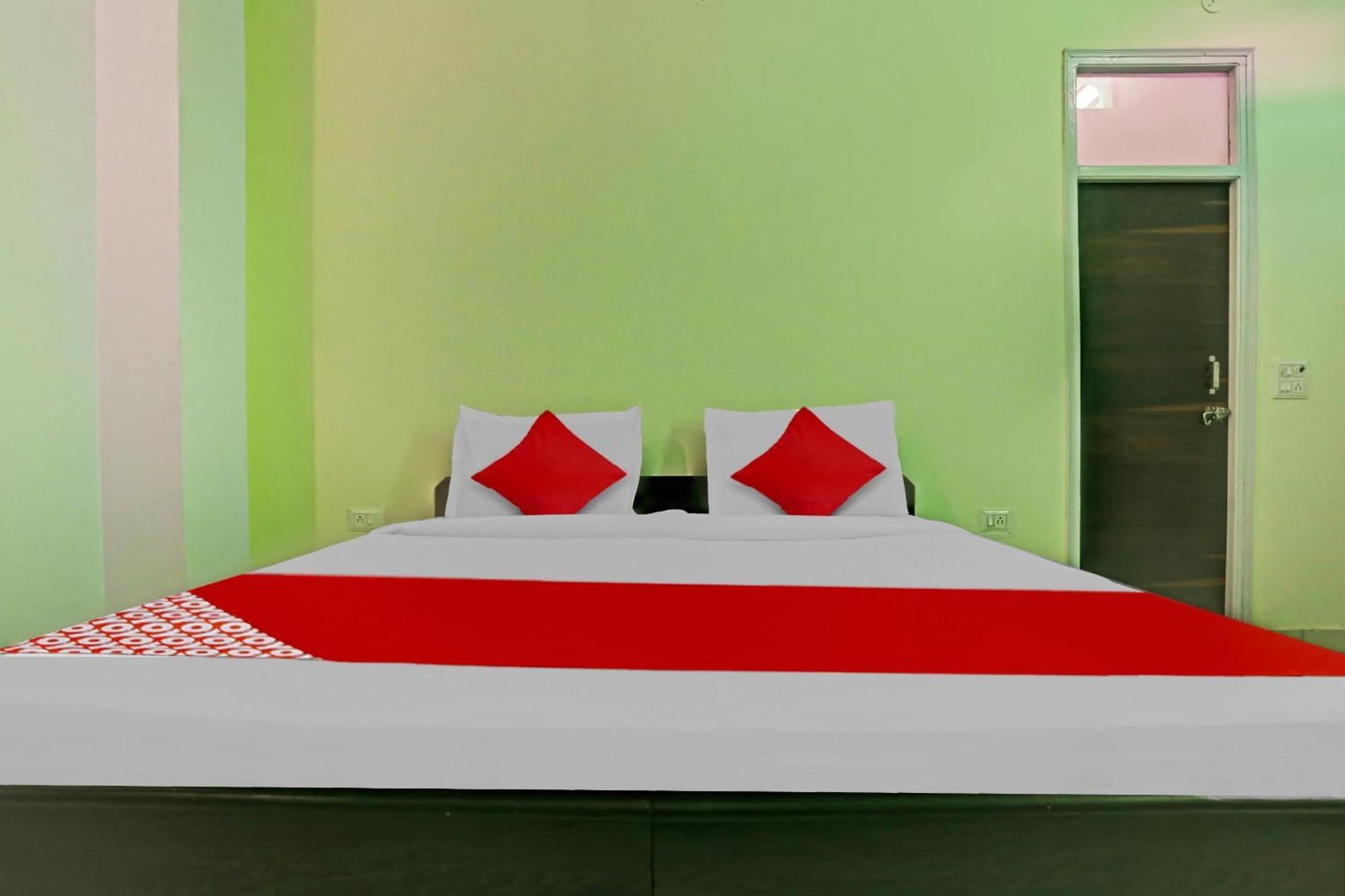 Hotel O Arya Residency Gurgáon Exteriér fotografie